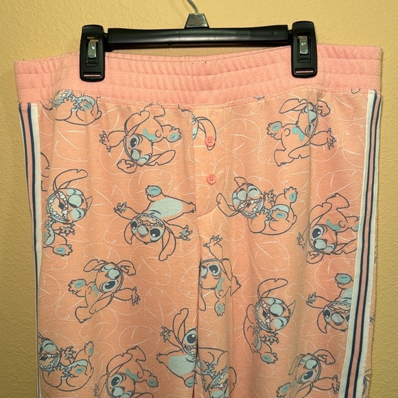 Disney Lili & Stitch women’s pajama bottoms pants pink size Medium. - Picture 2 of 5